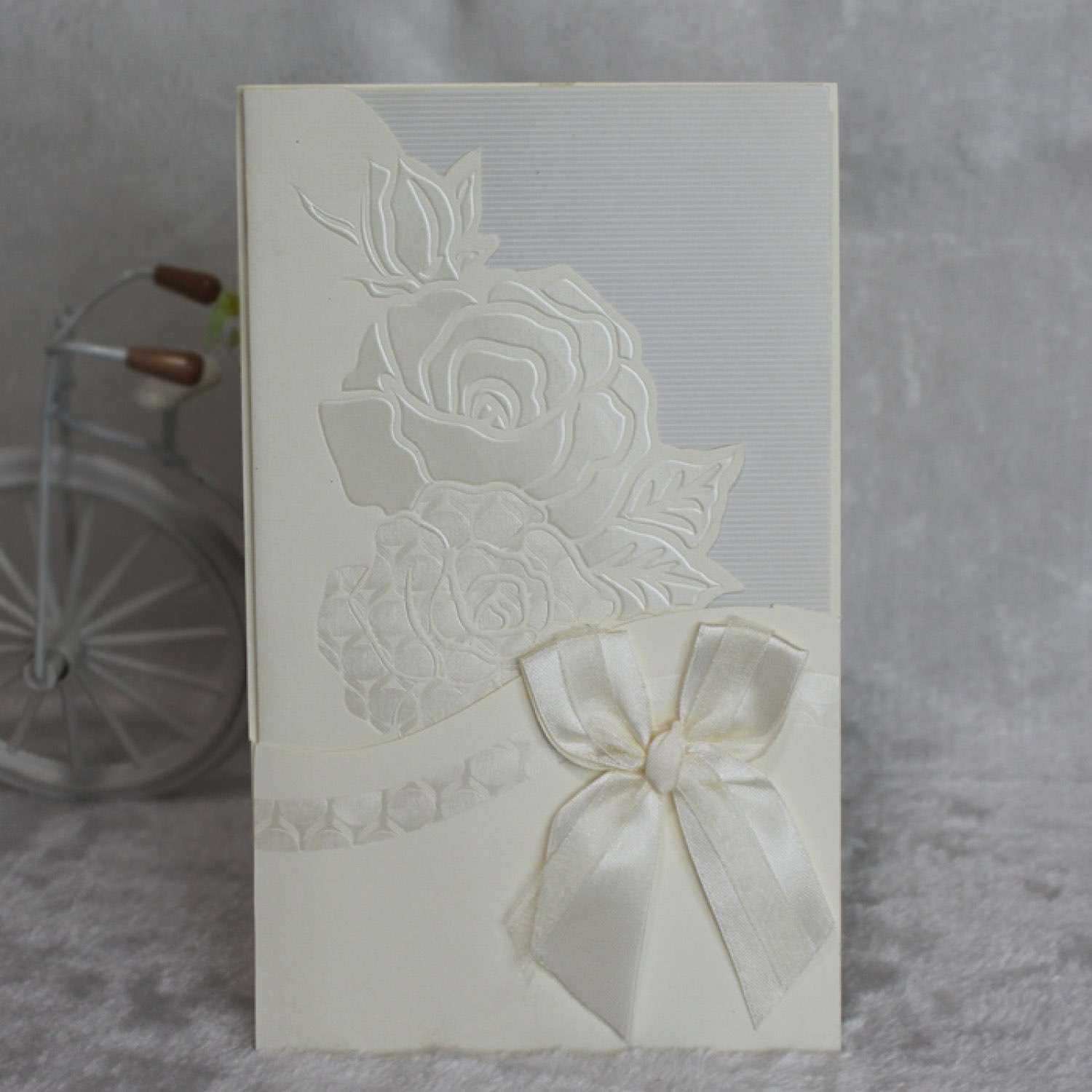 Rose Embossing Invitation Wedding Card Customized Elegant Invitation 
